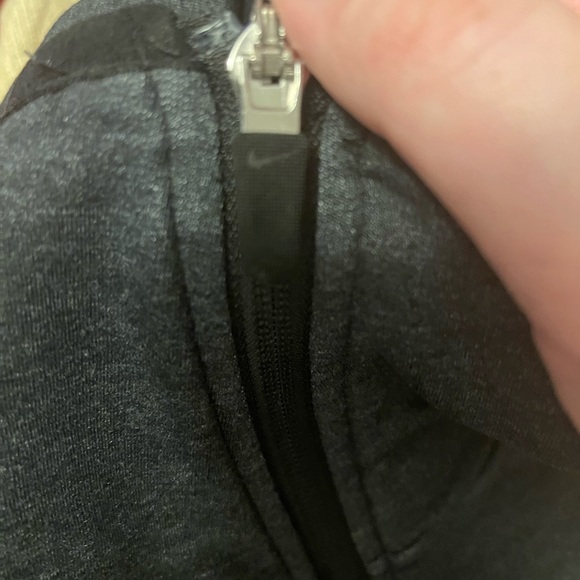 Nike | sweater nwot - Picture 4 of 4